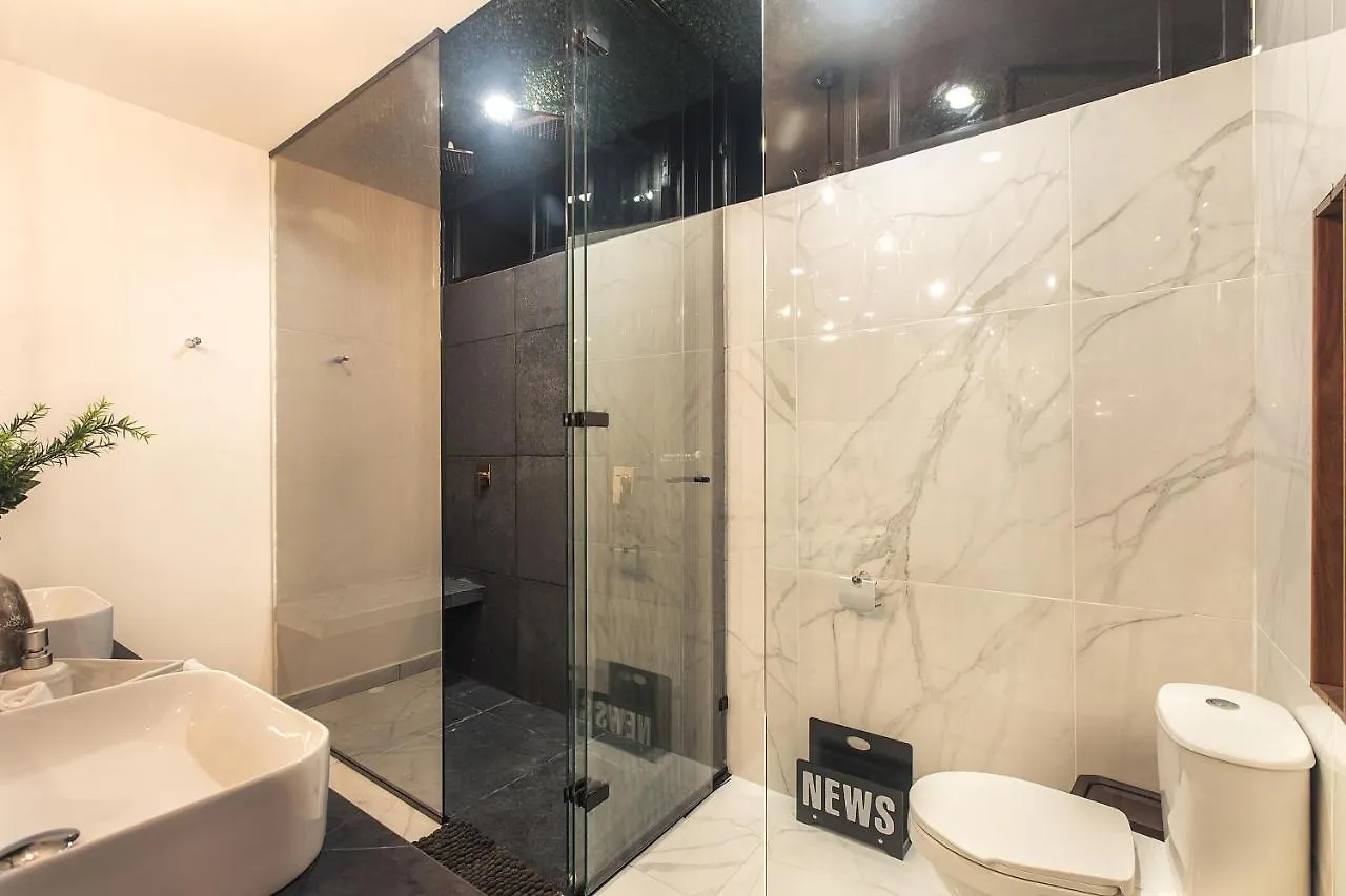 Luxury Apartamentos Medellin Apartment