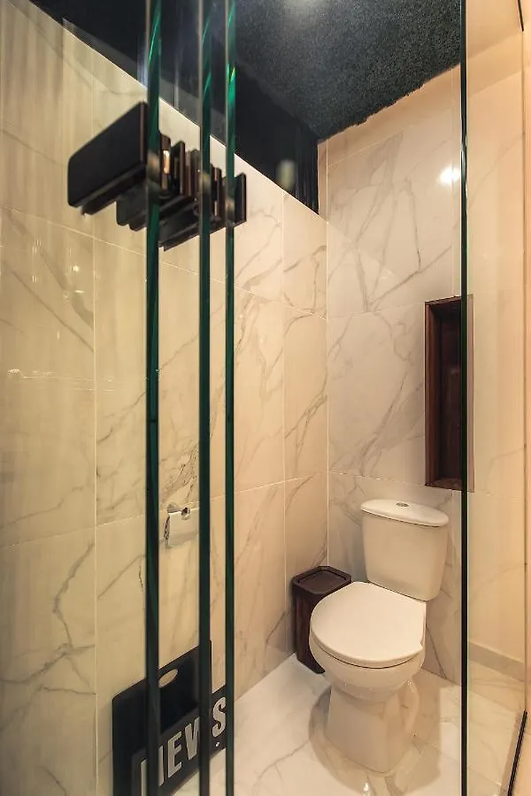 Luxury Apartamentos Medellín 0*,  Colombia